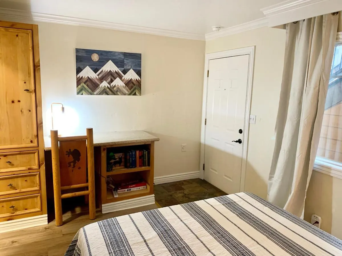 Mml Unit 2 - Cozy 1 Bed 1 Bath Close To Gondola W/ Full Kitchen South Lake Tahoe Apartment